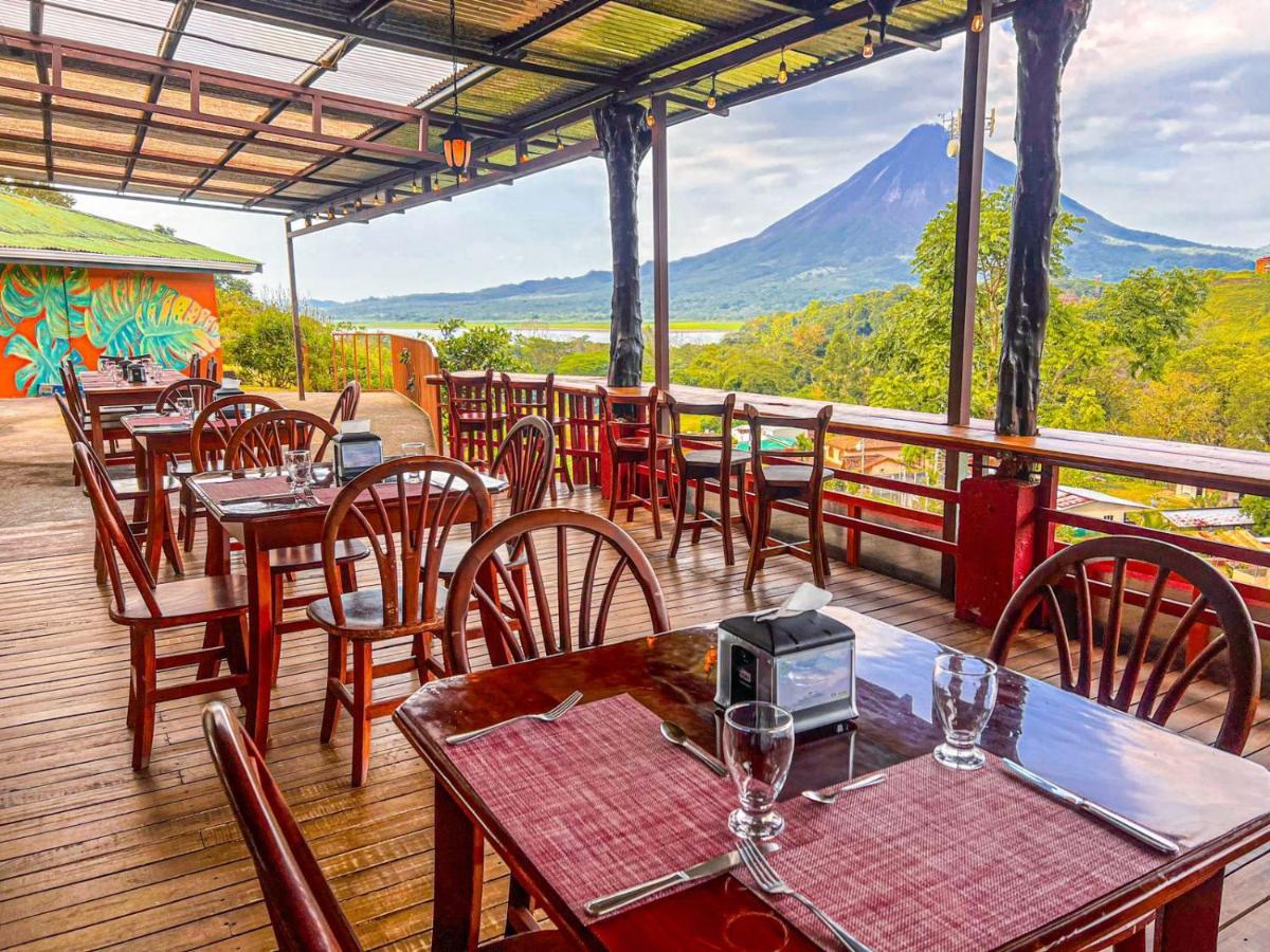 Chateau Arenal Hotel & Restaurante El Castillo Exterior foto